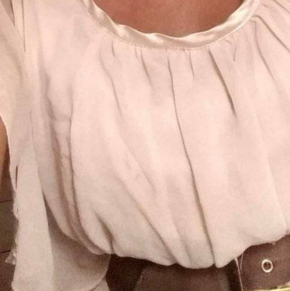 Top - Picture 2 of 2